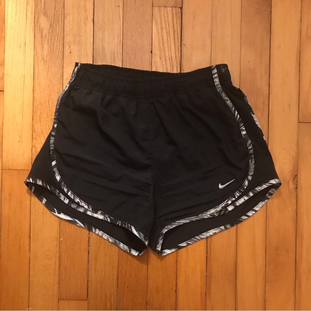 🪐nike dri-fit shorts